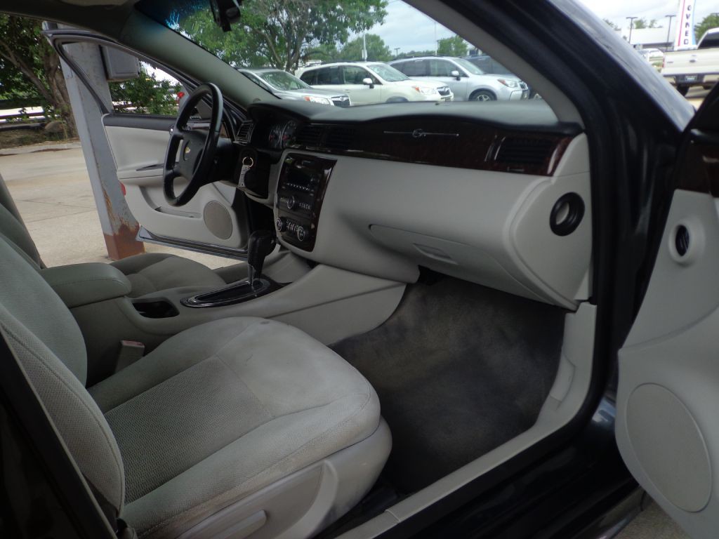 2014 Chevrolet Impala Image 18