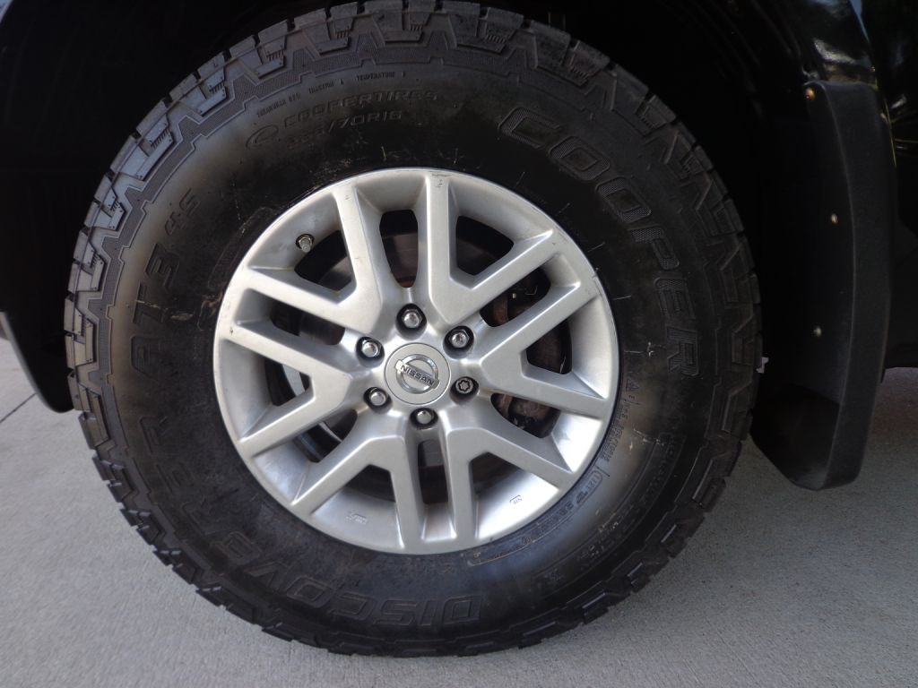 2014 Nissan Frontier Image 8