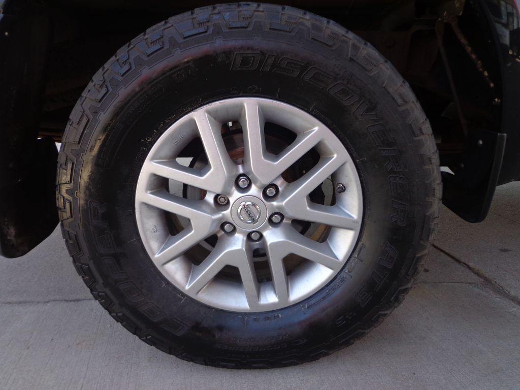2014 Nissan Frontier Image 10