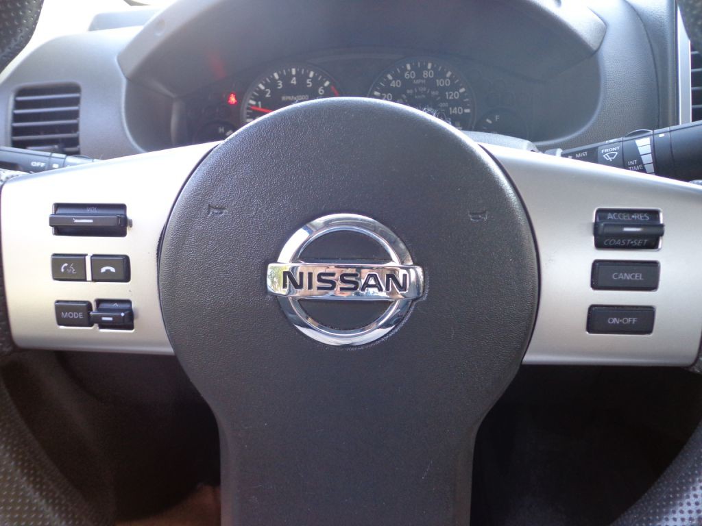 2014 Nissan Frontier Image 22