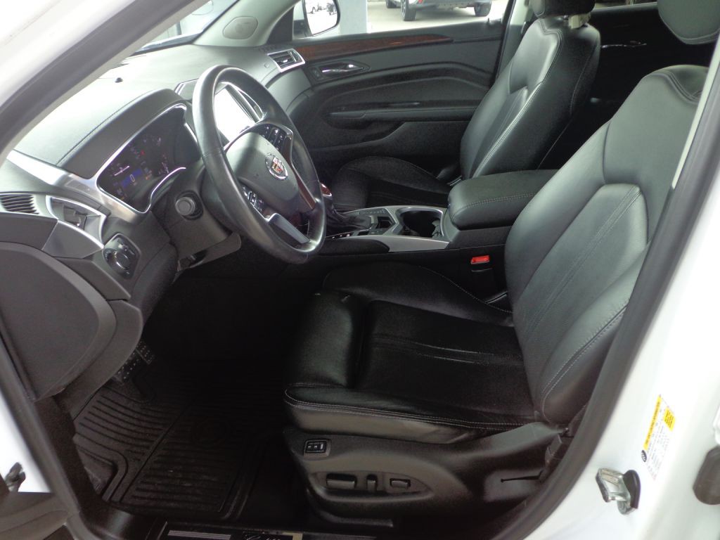 2015 Cadillac SRX Image 13