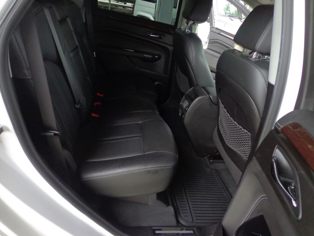 2015 Cadillac SRX Image 19