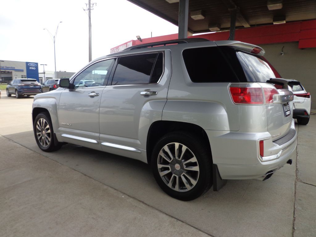 2016 GMC Terrain Image 6