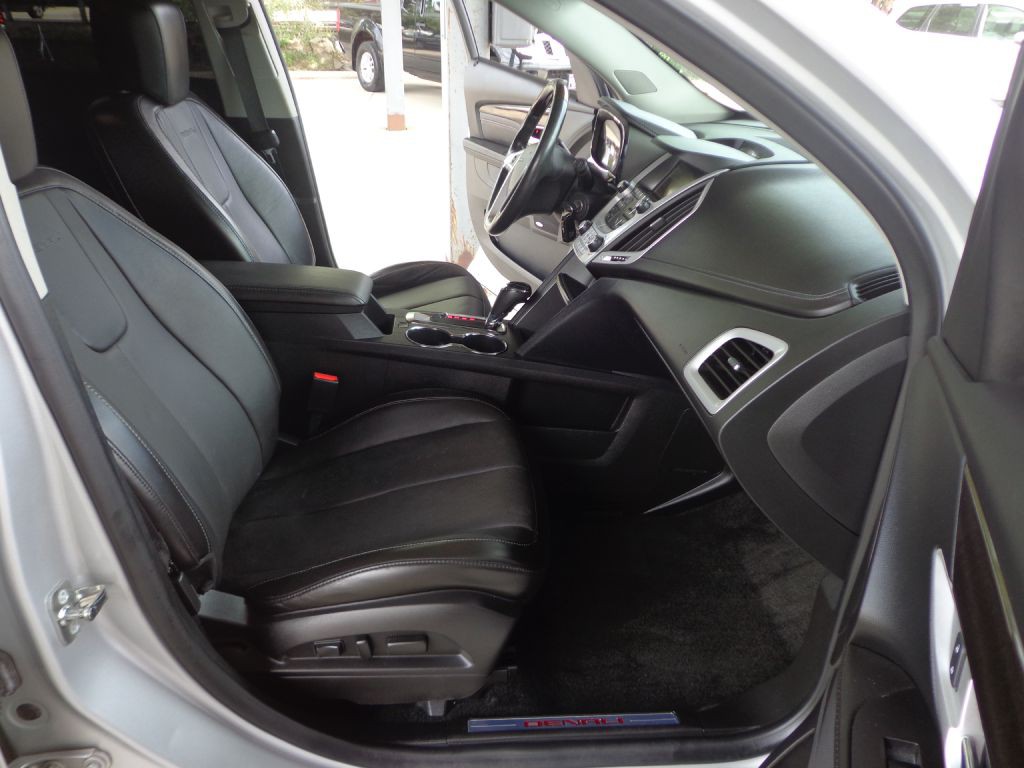 2016 GMC Terrain Image 16