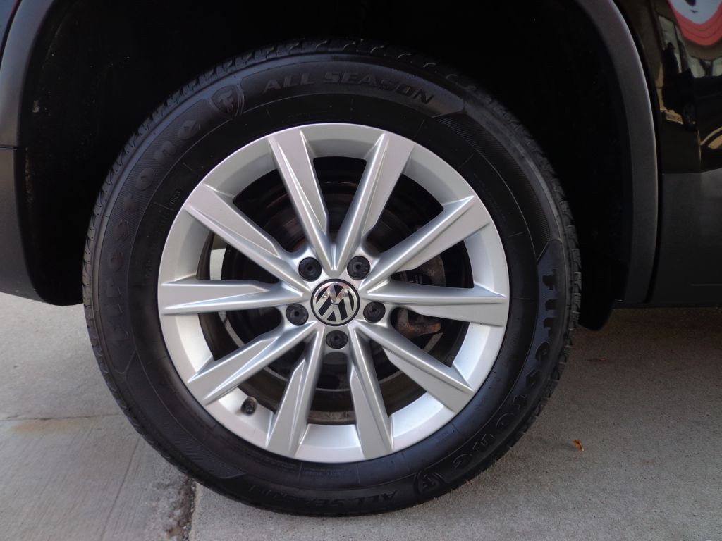 2014 Volkswagen Tiguan Image 10