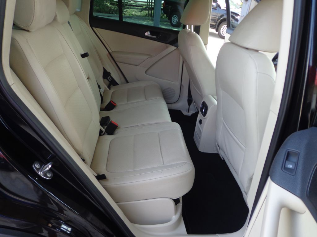 2014 Volkswagen Tiguan Image 19