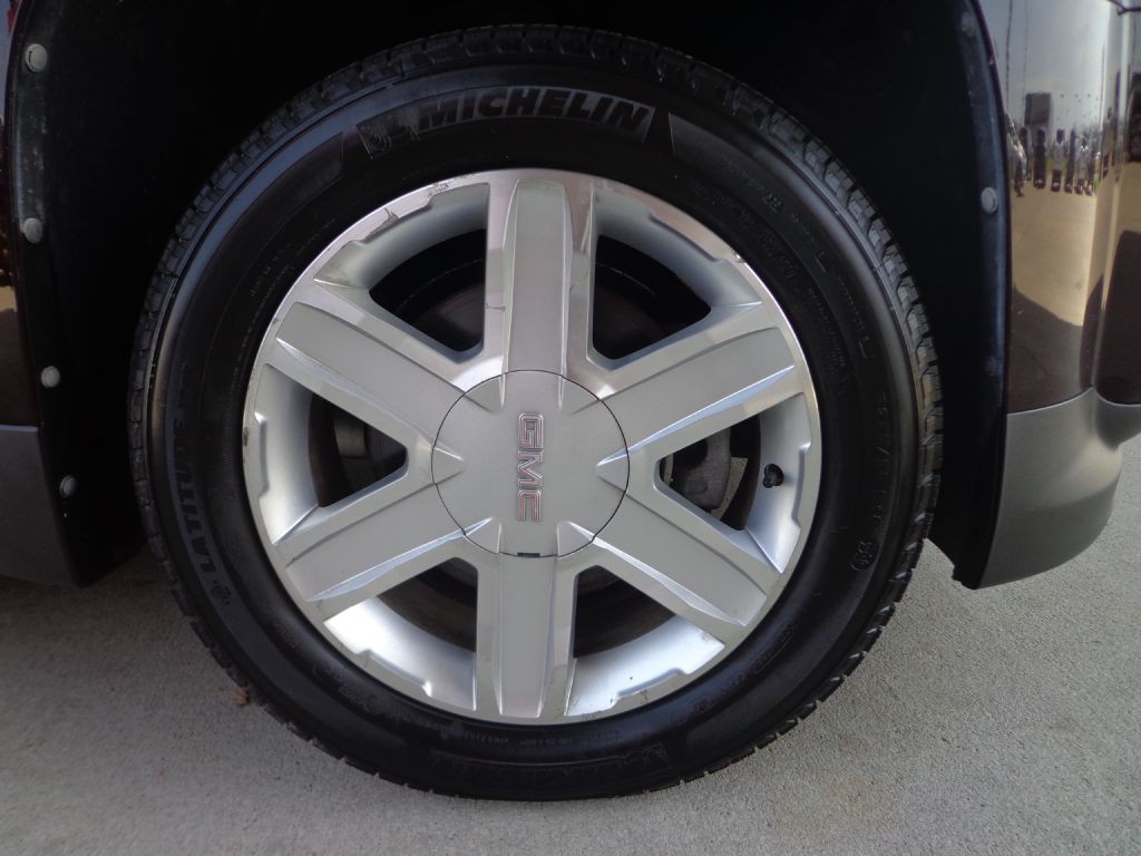 2011 GMC Terrain Image 9