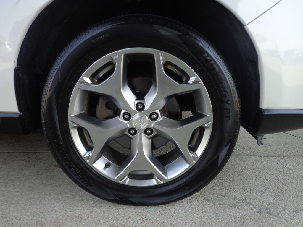2016 Subaru Forester Image 9