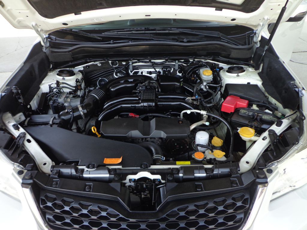 2016 Subaru Forester Image 12