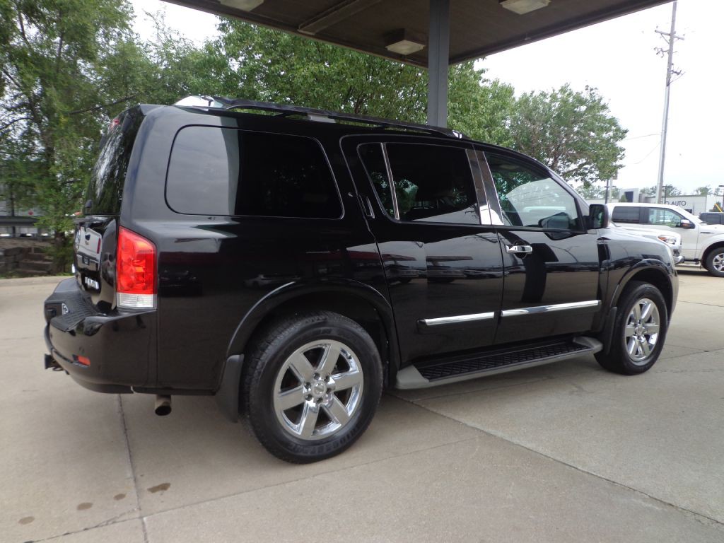 2012 Nissan Armada Image 4