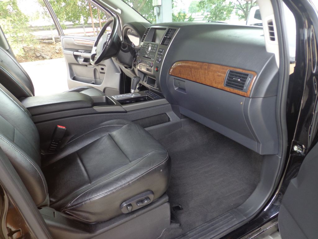 2012 Nissan Armada Image 18