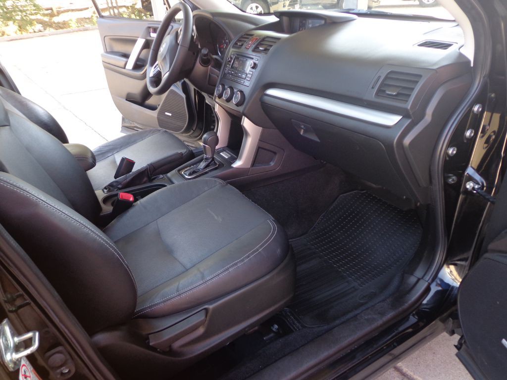 2015 Subaru Forester Image 18