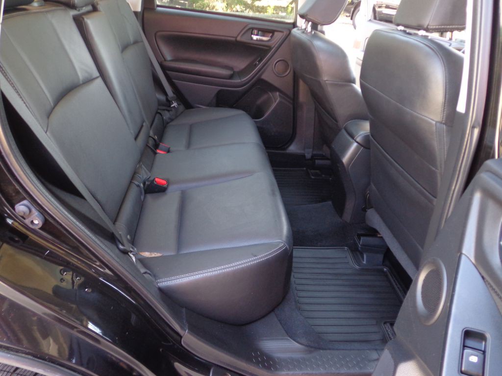 2015 Subaru Forester Image 19