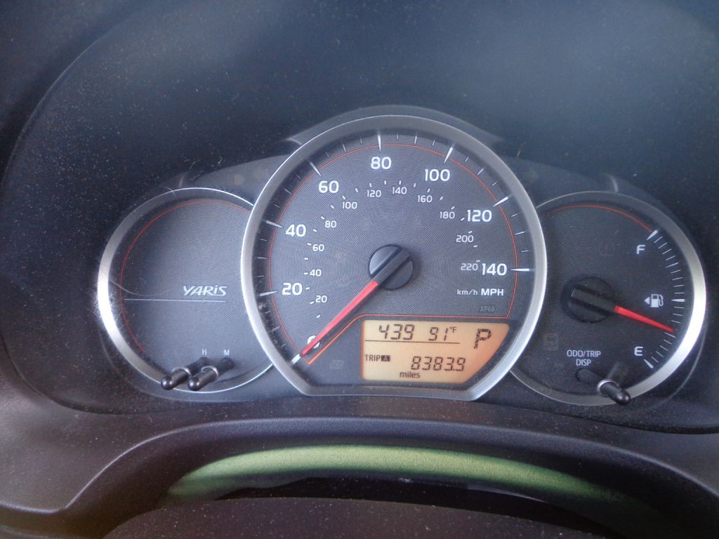 2012 Toyota Yaris Image 22