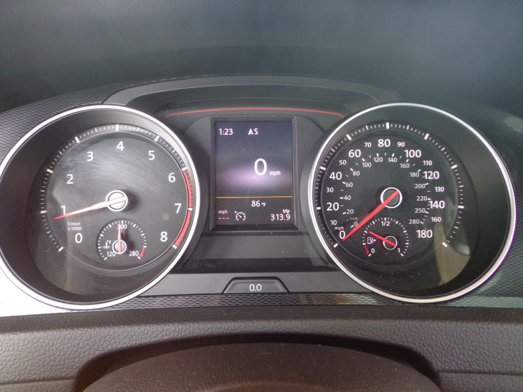 2015 Volkswagen GTI Image 21
