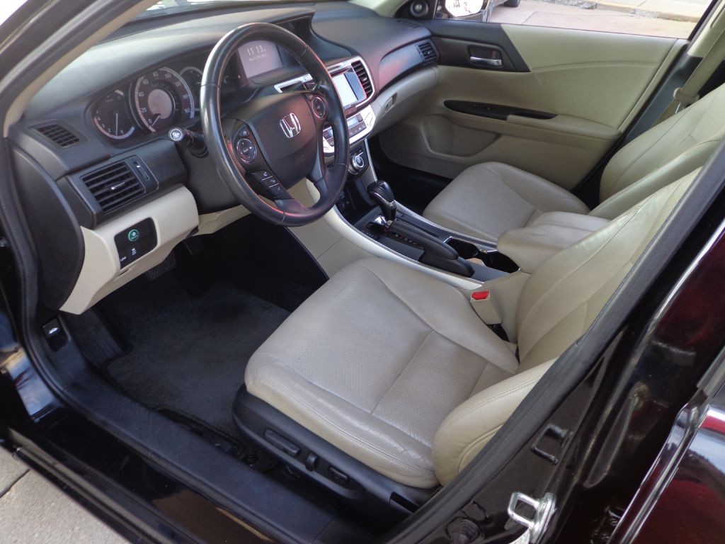 2013 Honda Accord Image 15