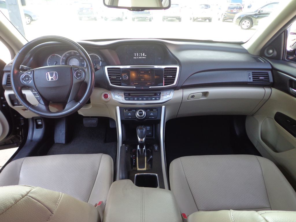 2013 Honda Accord Image 20
