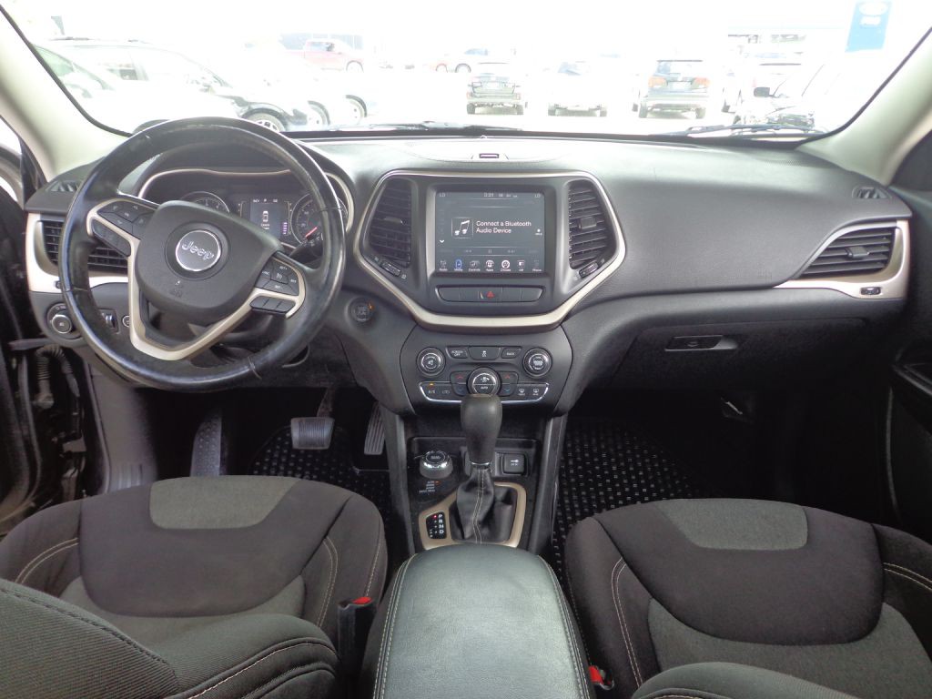 2014 Jeep Cherokee Image 22
