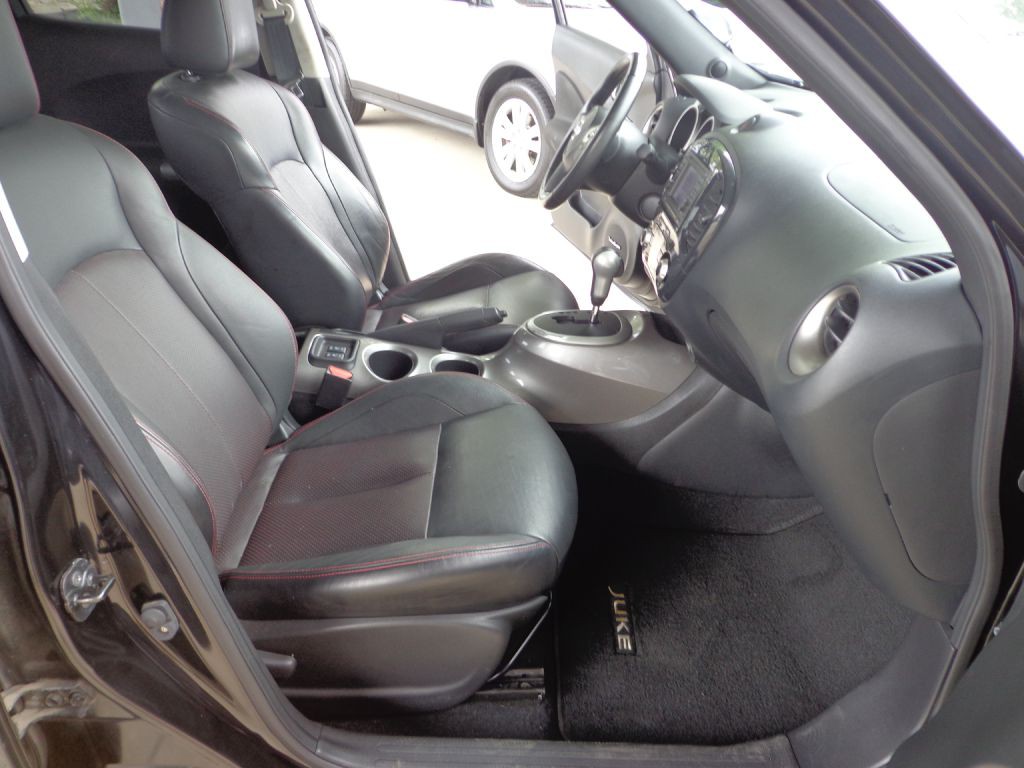 2013 Nissan Juke Image 16