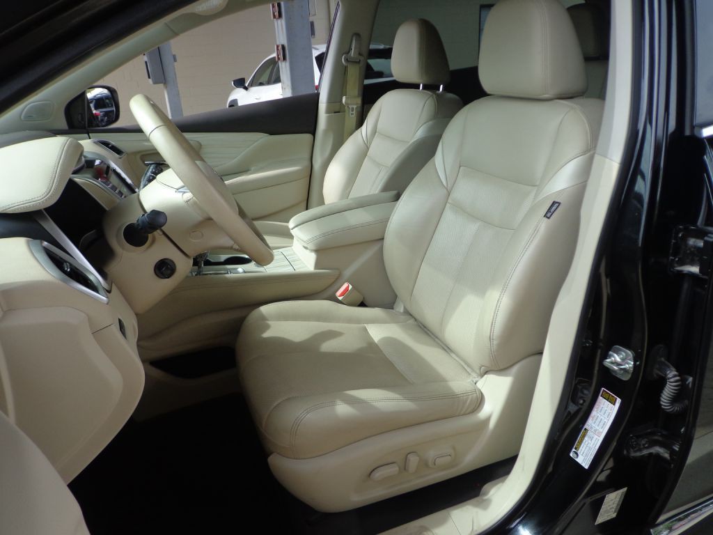 2017 Nissan Murano Image 14
