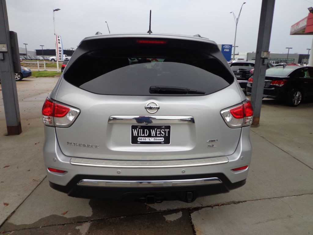 2015 Nissan Pathfinder Image 6