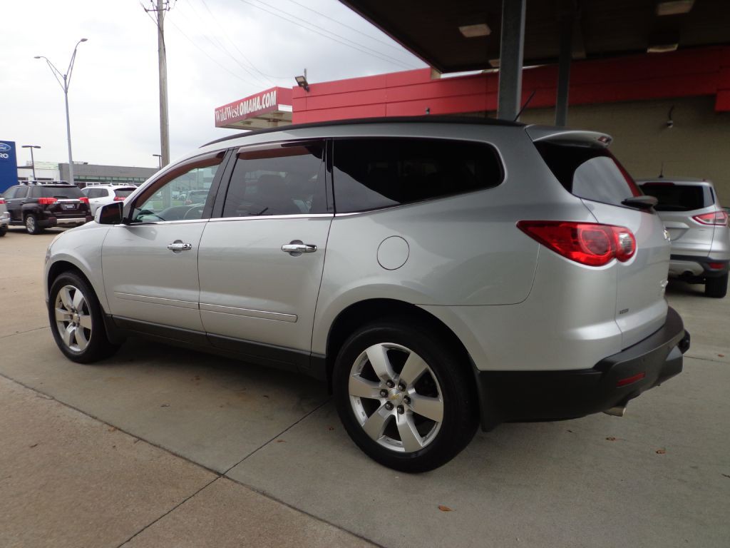 2011 Chevrolet Traverse Image 6