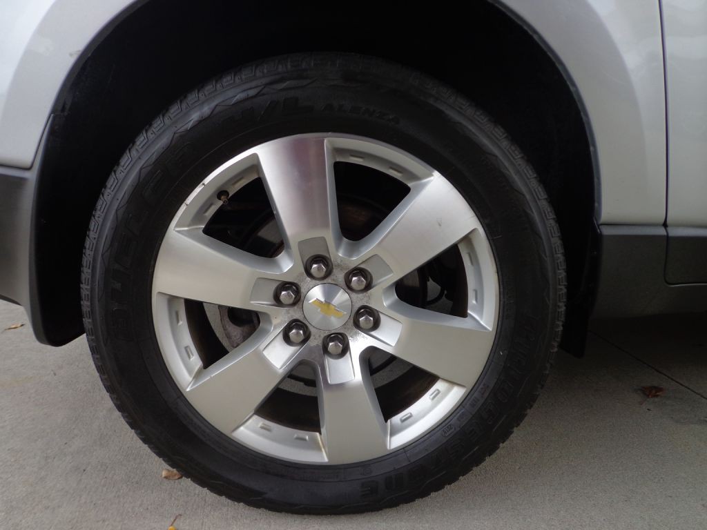 2011 Chevrolet Traverse Image 9