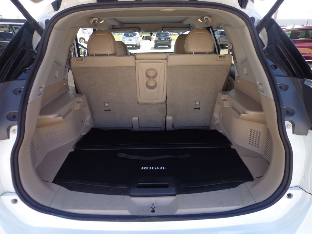 2015 Nissan Rogue Image 20