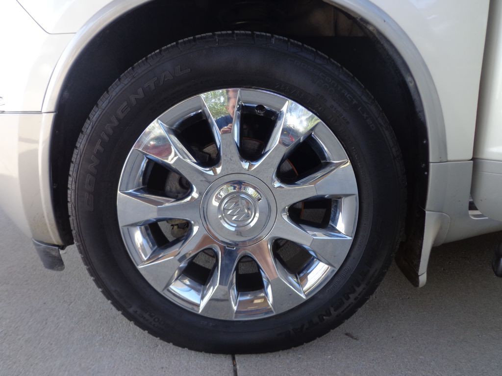 2012 Buick Enclave Image 8