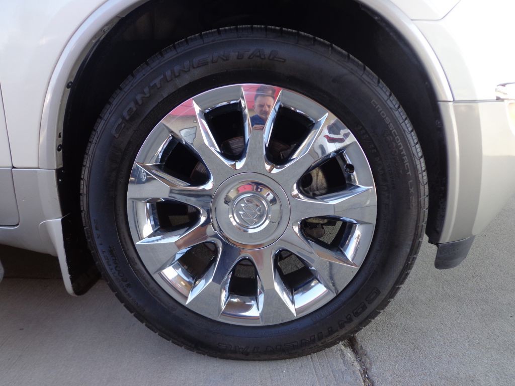 2012 Buick Enclave Image 9