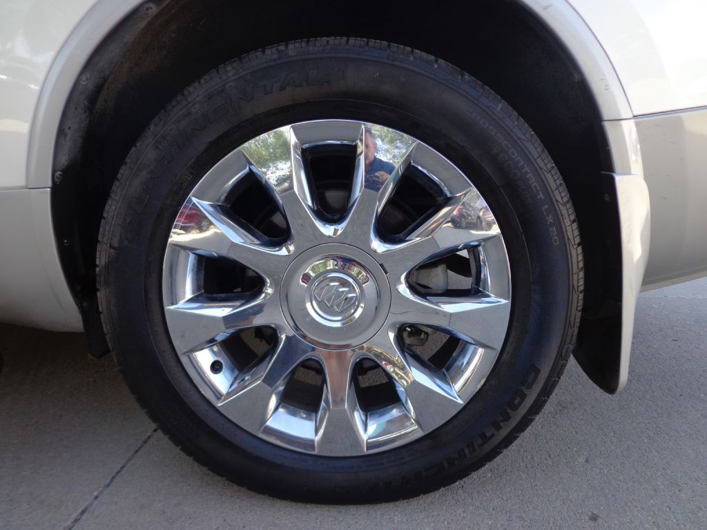 2012 Buick Enclave Image 11
