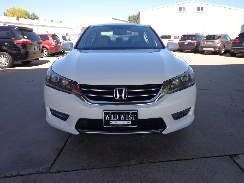2014 Honda Accord Image 2