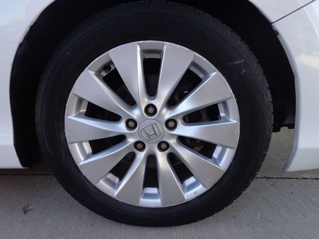 2014 Honda Accord Image 9
