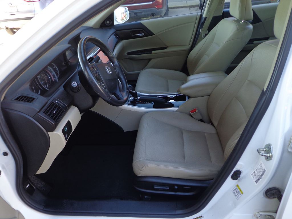 2014 Honda Accord Image 13