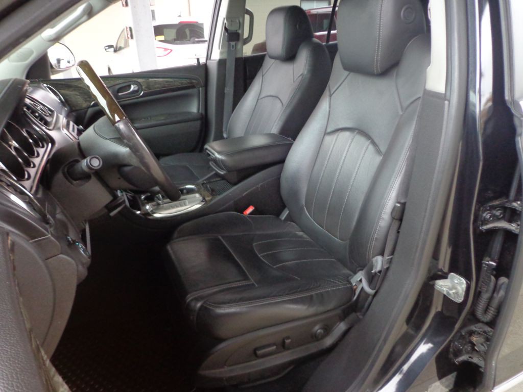 2014 Buick Enclave Image 10