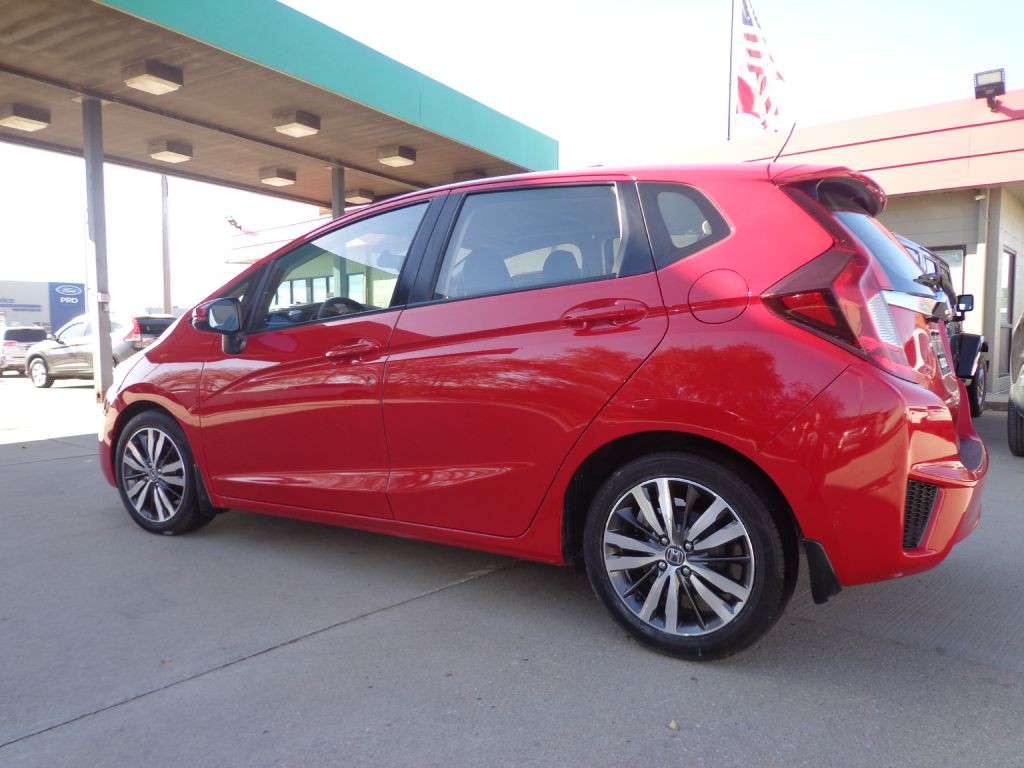 2016 Honda Fit Image 6