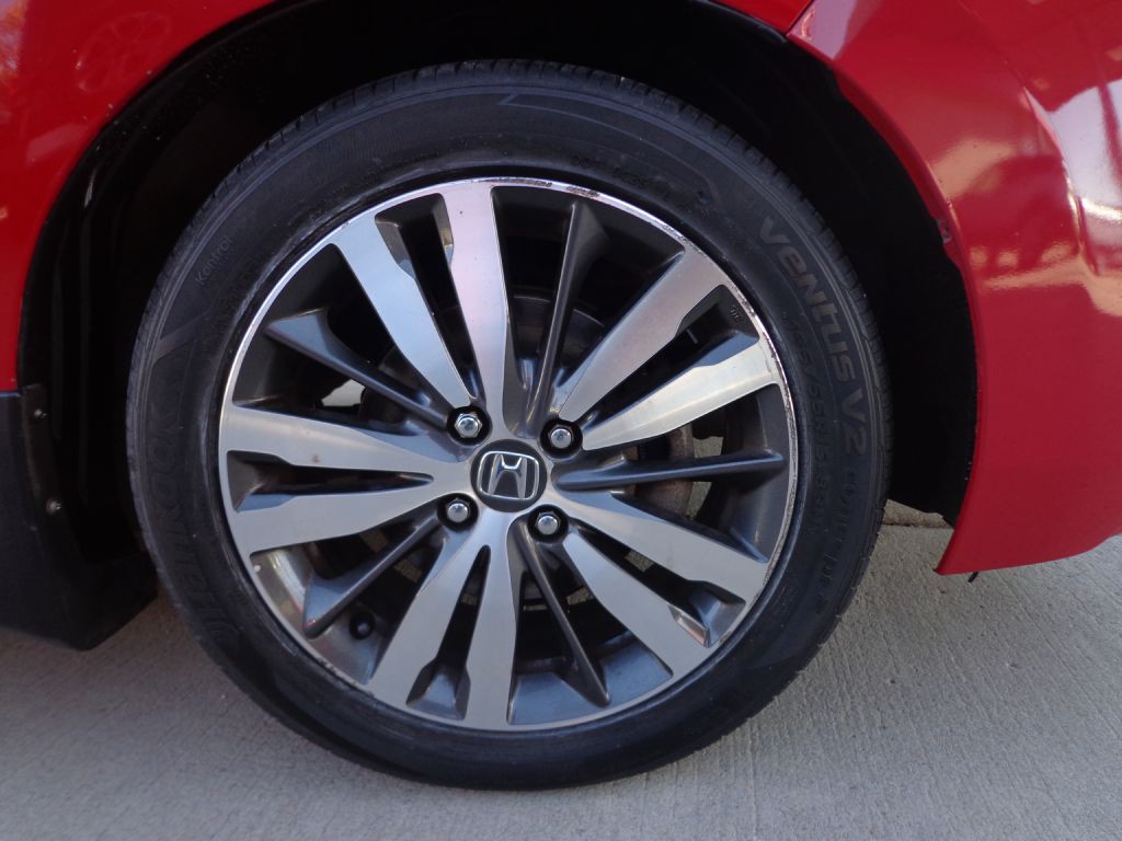 2016 Honda Fit Image 9