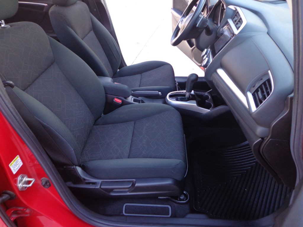 2016 Honda Fit Image 16