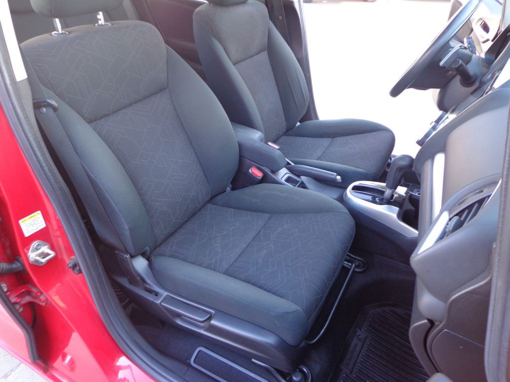 2016 Honda Fit Image 17