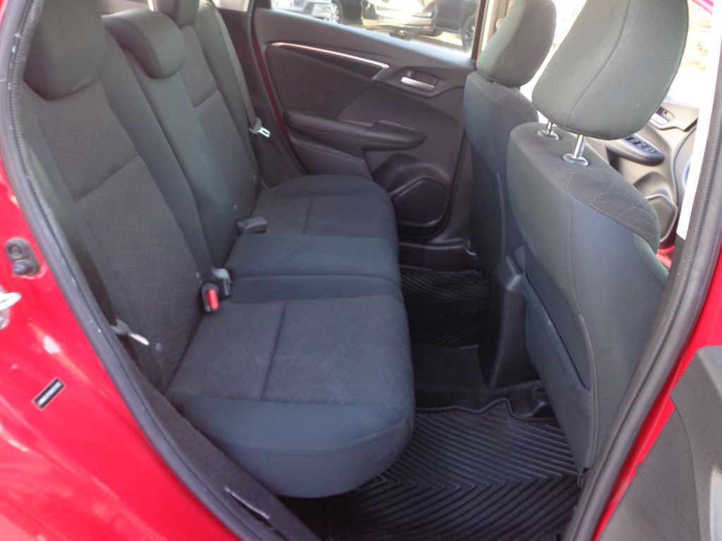 2016 Honda Fit Image 19