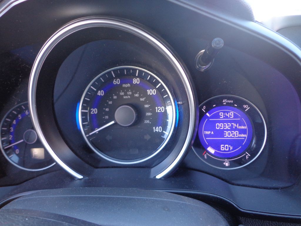 2016 Honda Fit Image 25