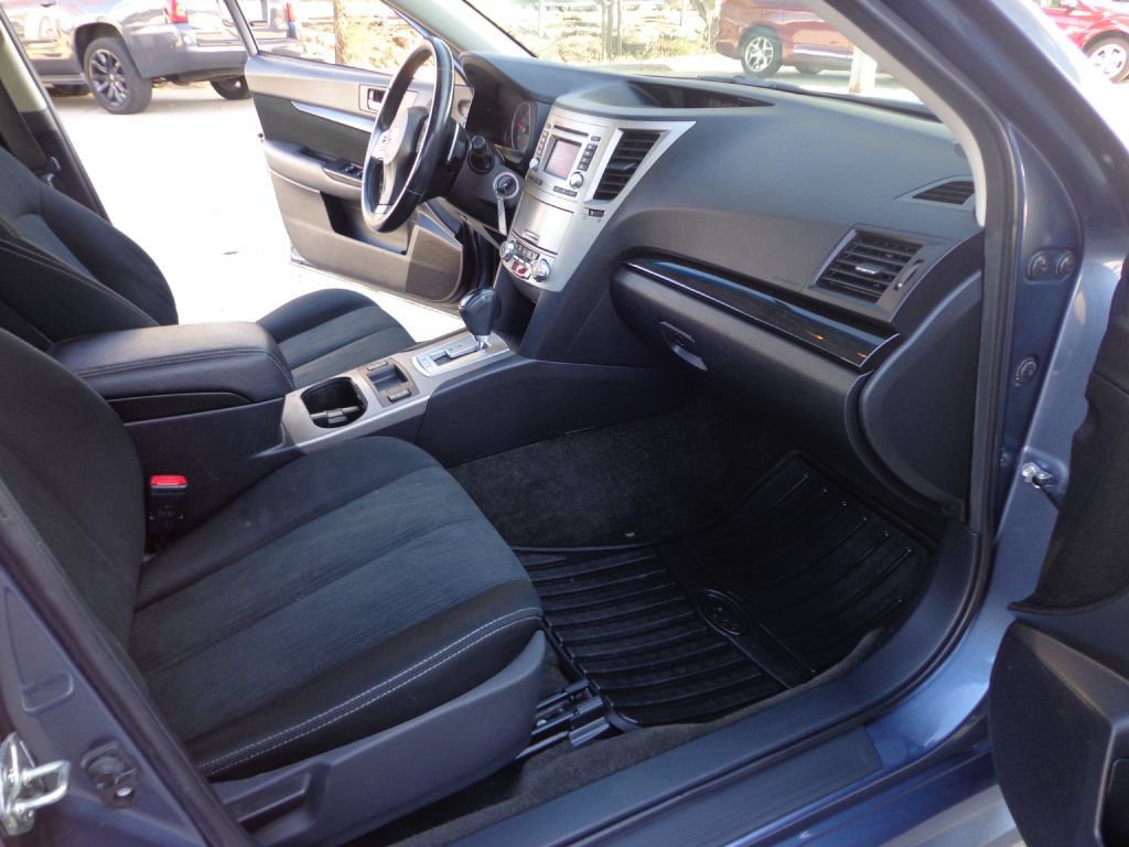2014 Subaru Legacy Image 14