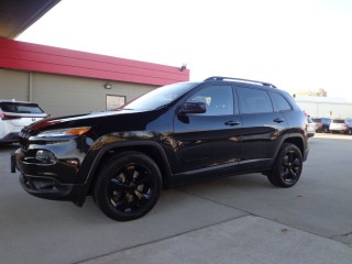 Image for 2015 Jeep Cherokee Altitude ID: 7000364