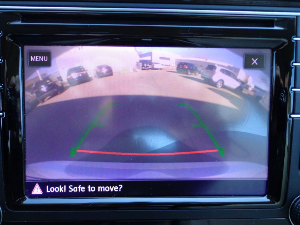 2017 Volkswagen Passat Image 23