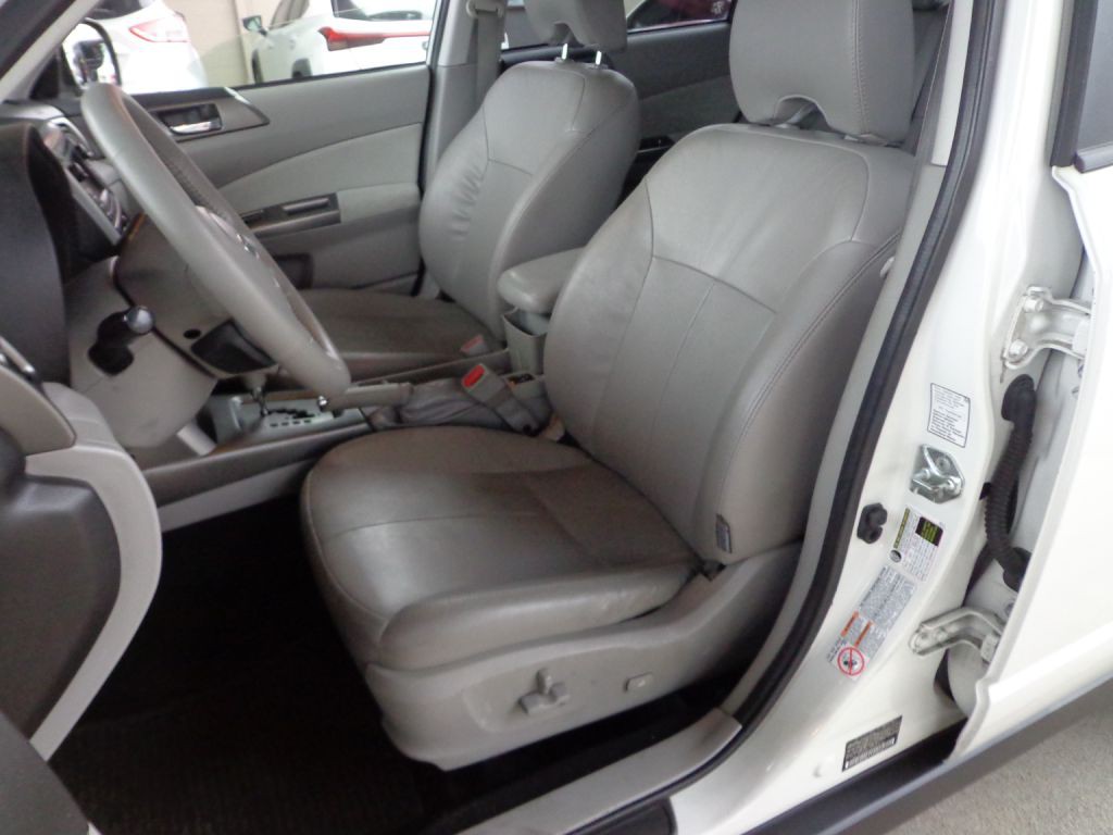 2012 Subaru Forester Image 14