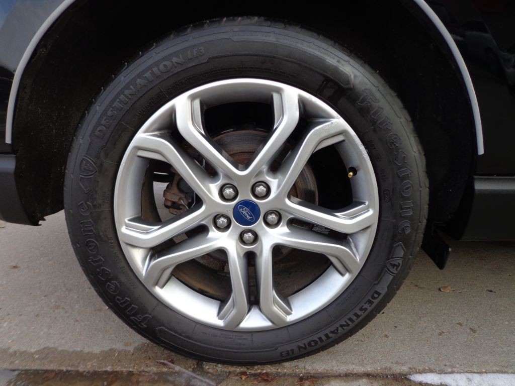 2016 Ford Edge Image 10