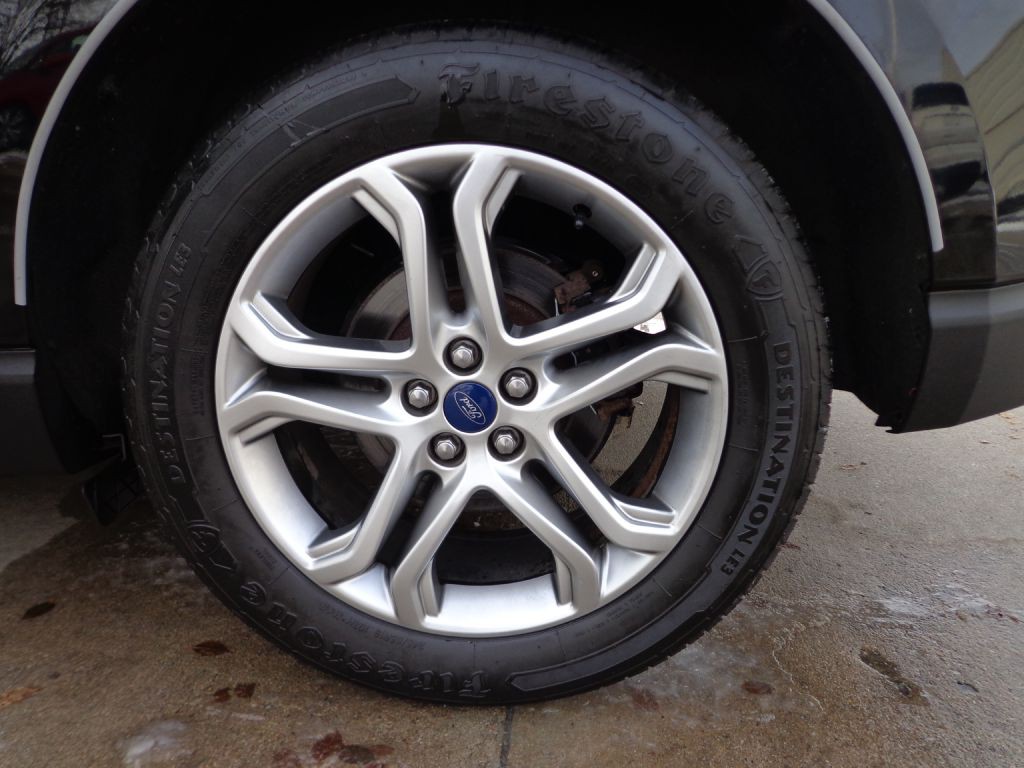 2016 Ford Edge Image 11