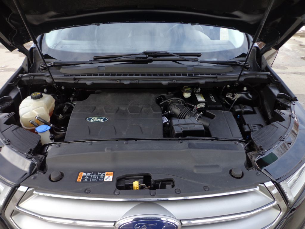 2016 Ford Edge Image 12