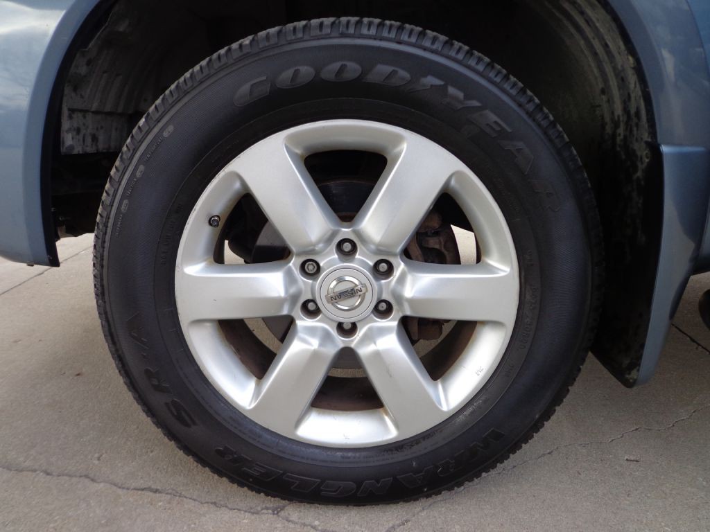 2011 Nissan Titan Image 8