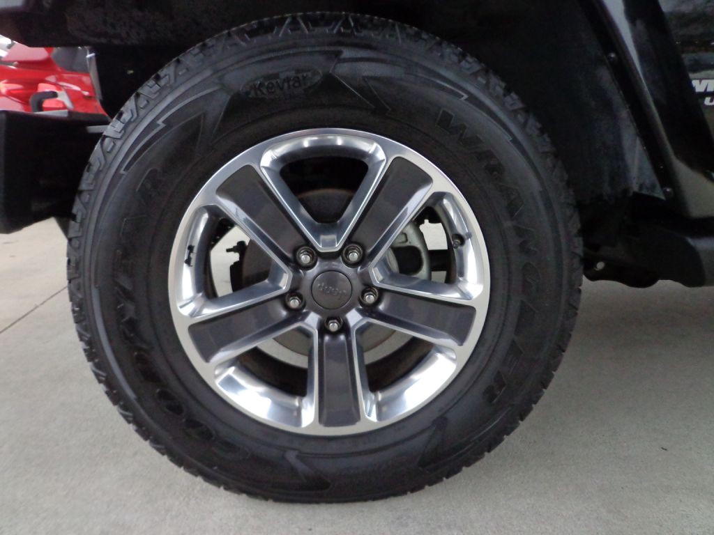 2013 Jeep Wrangler Unlimited Image 8